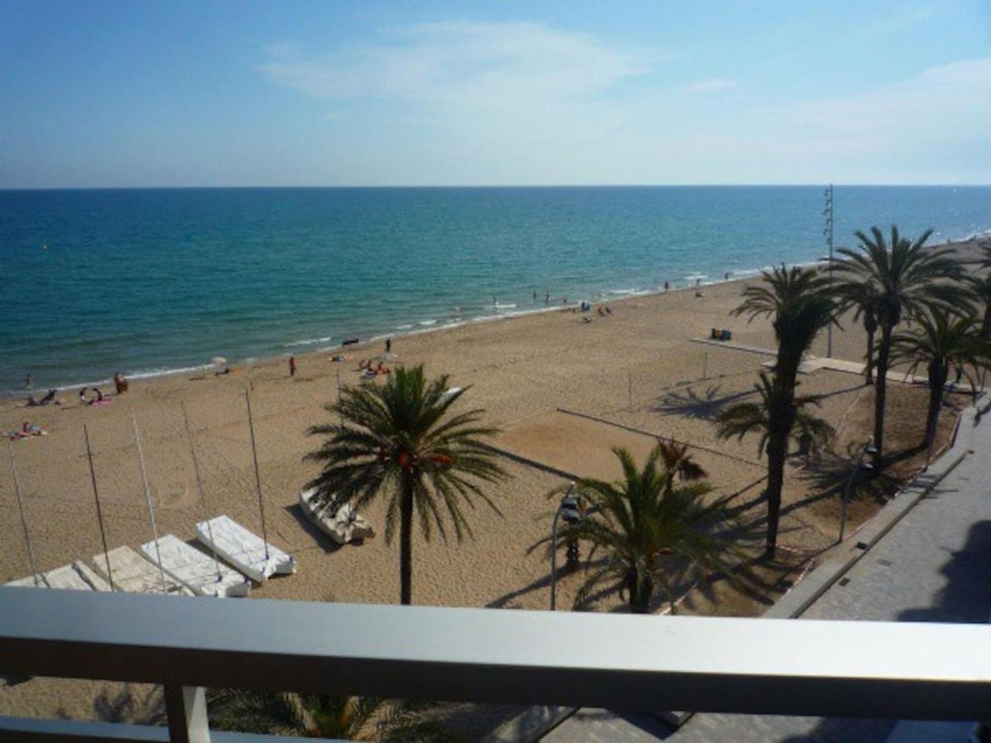 Spacious Apartment With Sea View Terrace In Calafell Exterior photo